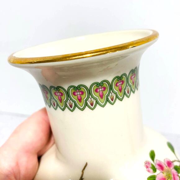 Shibata Japan ceramic porcelain vase bird on cherry blossom branch Asian motif - Picture 8 of 11